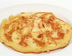 Омлет с яблоками