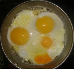 Яйца гусиные